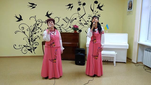 Вокальний дует "Два кольори" - Як не любить тебе, мій краю смотреть онлайн