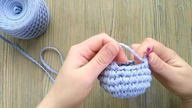 Зайчик крючком. Задние лапки.