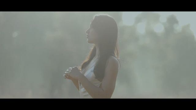 (FREE LUT) Sony A7IV Cinematic Video Test  with Sigma 28-70mm f2.8 Lens - ft Megan Leigh смотреть онлайн