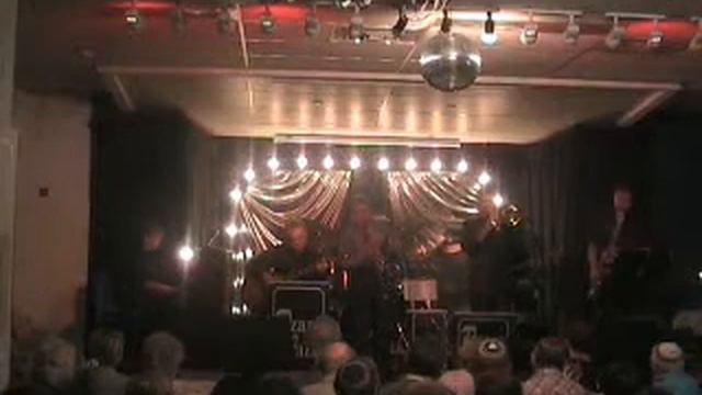 Indiana ,China Boy, Jacques Sany and Pzazzband смотреть онлайн