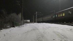 ЧС7 с пассажирским поездом №065 Тольятти - Москва.