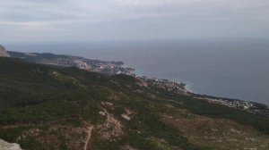 На вершине горы Шаан-Кая в Крыму