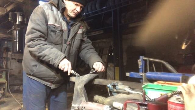 Ремонт ?камеры колеса.