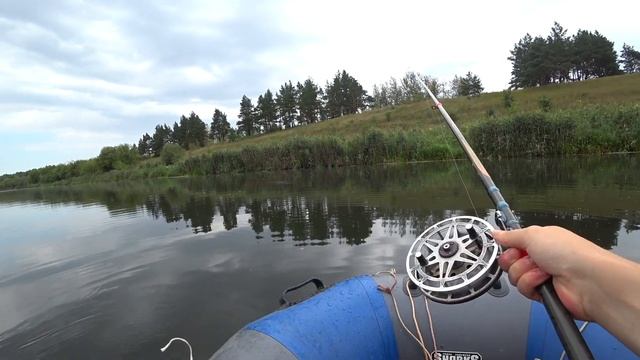 С поплавком на малой реке, Old school и невская катушка! смотреть онлайн