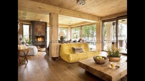 Деревянный интерьер загородного дома. Интерьер дома.