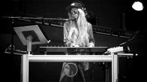 A minute with Guns N' Roses keyboardist Melissa Reese