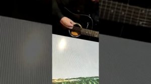 Чеченец на гитаре