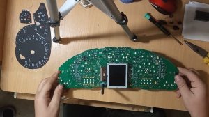 AUDI A6 разборка приборной панели VDO и замена экрана БК