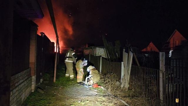 Возгорание хозпостроек 02.01.2023 г. Суровикино