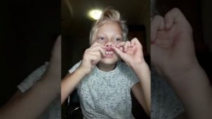 сама проколола смайл в 11 лет