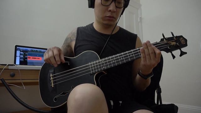 Kala Journeyman UBass Demo смотреть онлайн