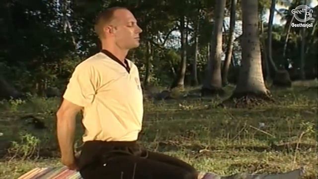 5 Best Yoga Asanas for Asthma Relief | Yoga for Bronchitis & Respiratory Problems смотреть онлайн