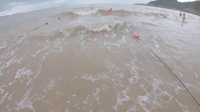 Поездка на море. Безлюдный китайский пляж. смотреть онлайн