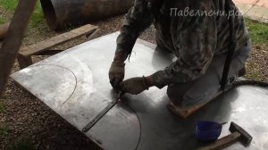 Печь для бани из трубы с баком из нержавейки и дверкой со стеклом