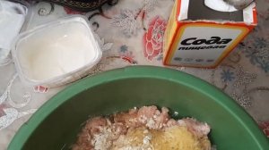 Маффины с куриным фаршем и кабачком