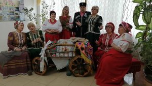 "Ой, выйду я на ту гору" Исполняет Народный вокальный ансамбль " Калина Красная г.Славянск на Кубани