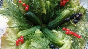 Сочный эскалоп в аэрогриле с картошечкой/ малосольные огурчики/