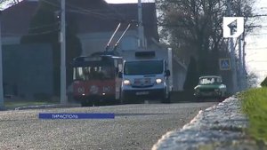 С 1 апреля по 30 сентября водителям не нужно днем включать ближний свет фар