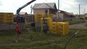 Правильная разгрузка газобетонных блоков.mp4