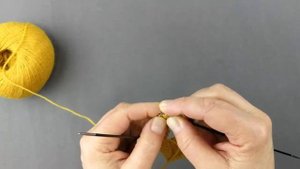 Pезинка из скрещенных петель по кругу. Манжета носка.