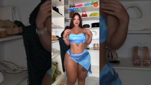 Gracie Bon - Panamanian Plus Size Curvy Model | life story