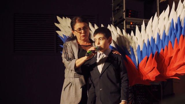 Амир Набоков "баллада о Матери" автор Андрей Дементьев