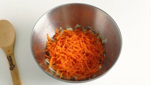 Салат Любимый с копченой курицей