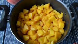 Варенье из персиков с грецкими орехами