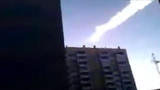 ВЗРЫВ МЕТЕОРИТА ГЛАЗАМИ ОЧЕВИДЦА! ЖЕСТЬ!a Meteorite In Chelaybinsk