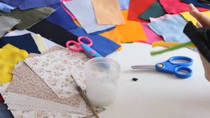 Как сшить простое платье для куклы без нитки и иголки | Видео урок шьем одежду для кукол
