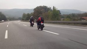 Kawasaki Ninja 250R VS Honda Cbr 250R top speed :)