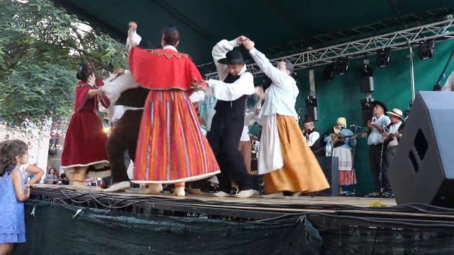 Baile do Santo António da Serra - Grupo de Folclore do Rochão смотреть онлайн