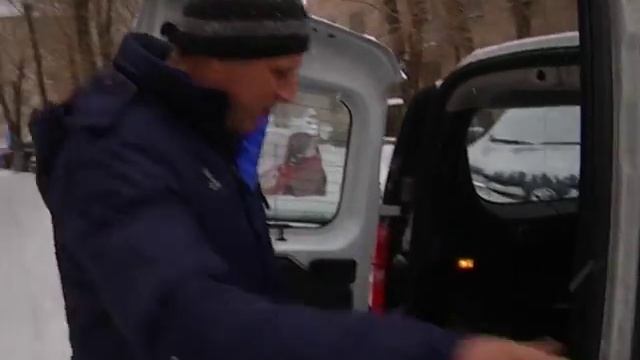 ВНЕ ЗАКОНА: КРАЖА ИЗ АВТО ПО ГЛУПОСТИ смотреть онлайн