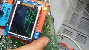 телевизор rubin шасси м06 не включается моргает светодиод(снова конденсаторы)