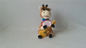 Поющая игрушка Влюбленный жираф