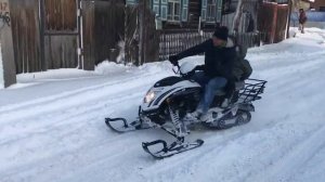 Снегоход SnowFox 200