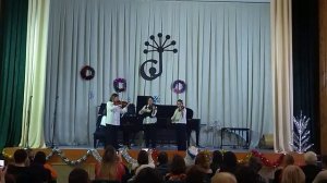 Вивальди. Концерт фа мажор для 3х скрипок. Новогодний концерт МШЮТ В. Спивакова