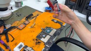 MacBook Pro 15" A1707 Não Liga Devido A Curto Na Placa Lógica Veja Como Consertei