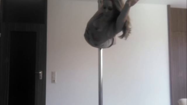 Pole Dance Tutorial: Superman смотреть онлайн