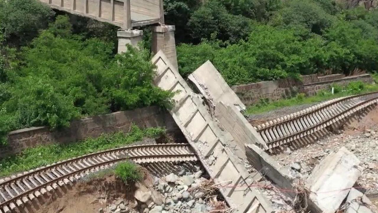 В Армении в рекордные сроки после наводнения восстановлена железная дорога