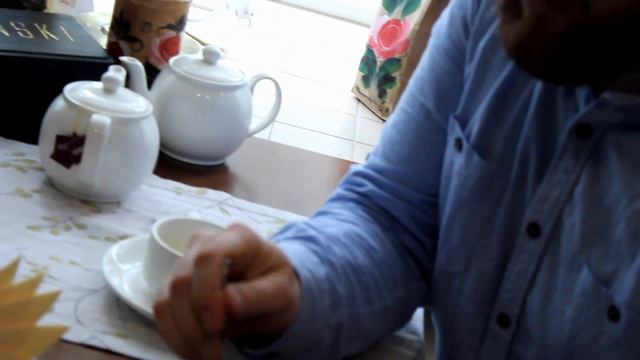 Выпуск 9. Михаил Бронский - человек-чай смотреть онлайн