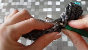 Вязание крючком за заднюю и переднюю петлю. Уроки вязания для начинающих.