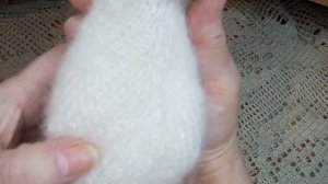 Пушистые вязаные котята. Мастер-класс.