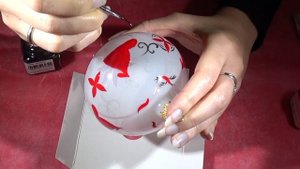 Мастер класс Мезенская роспись елочной игрушки как рисовать красками glass and porcelain c.kreul