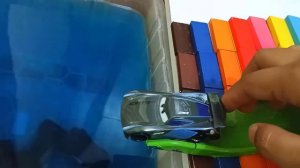 Disney Pixar Cars : Lightning Mcqueen, Cruz, Mater, Hudson, Axlerod, Finn, Frank, Guido, Mack, Chic