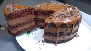 Знаменитый шоколадный торт, который сводит с ума весь мир! Торт за 30 минут! Готовится очень легко.