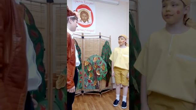 "Колобок"  на церковнославянском языке, сиречь "Хождение за три лЕса Клабца Печенаго".Камера 2. смотреть онлайн