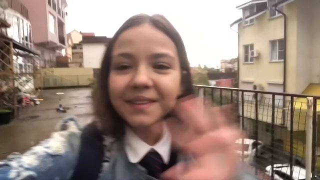 Что мне 12 лет?/ мне подарили Apple Watch?? смотреть онлайн