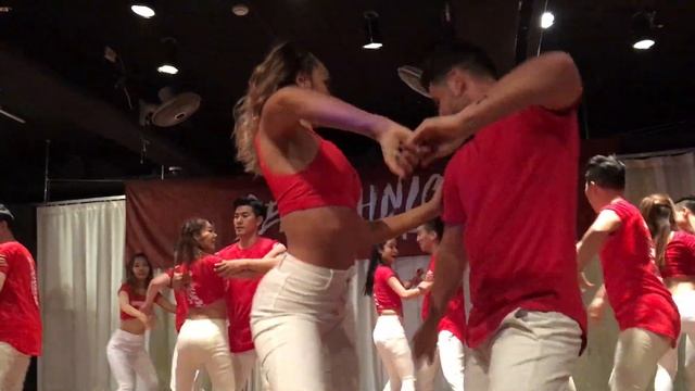 Luis & Andrea Bachata Sensual Bootcamp in Gangnam Naomi Bar 19.05.11 смотреть онлайн