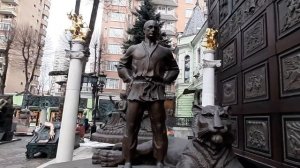 Москва. Прогулка по Музею мастерской Зураба Церетели на Большой Грузинской. ЧАСТЬ 1. Скульптуры.